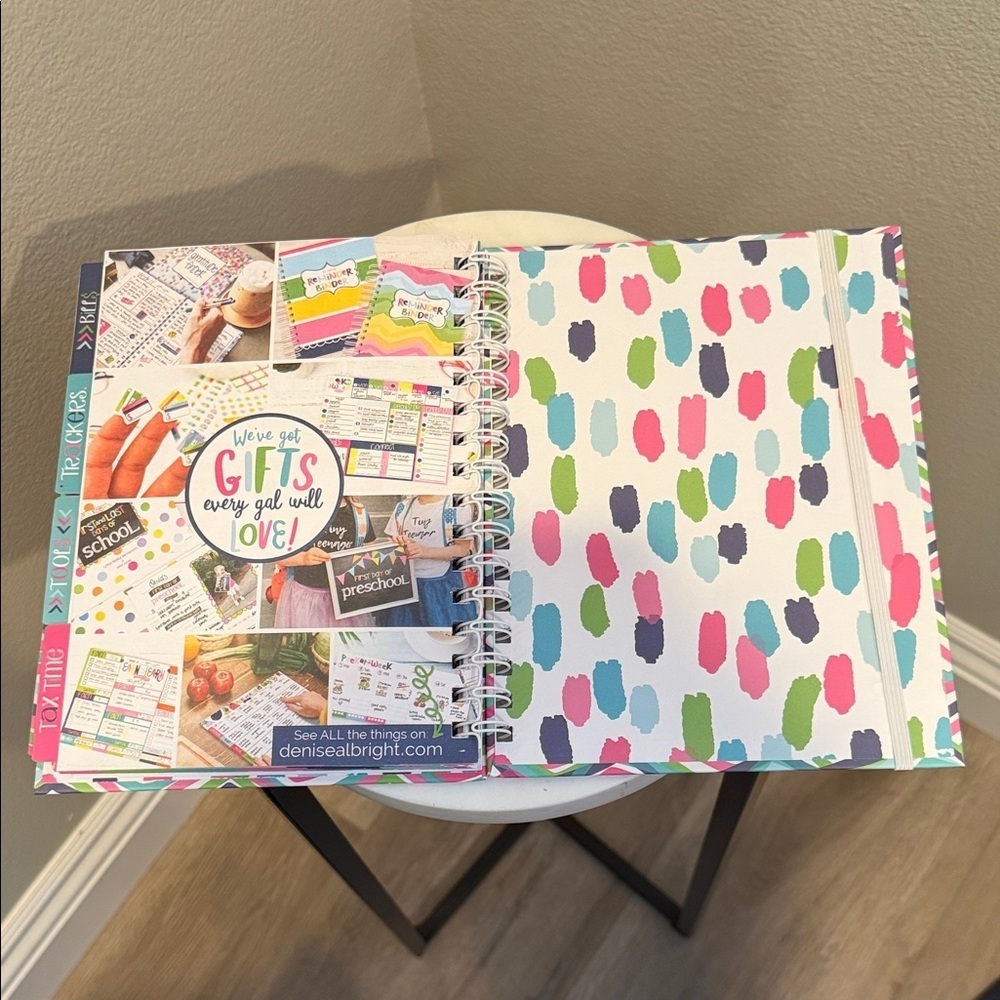 Colorful Budget Binder Notebook - Picture 4 of 5